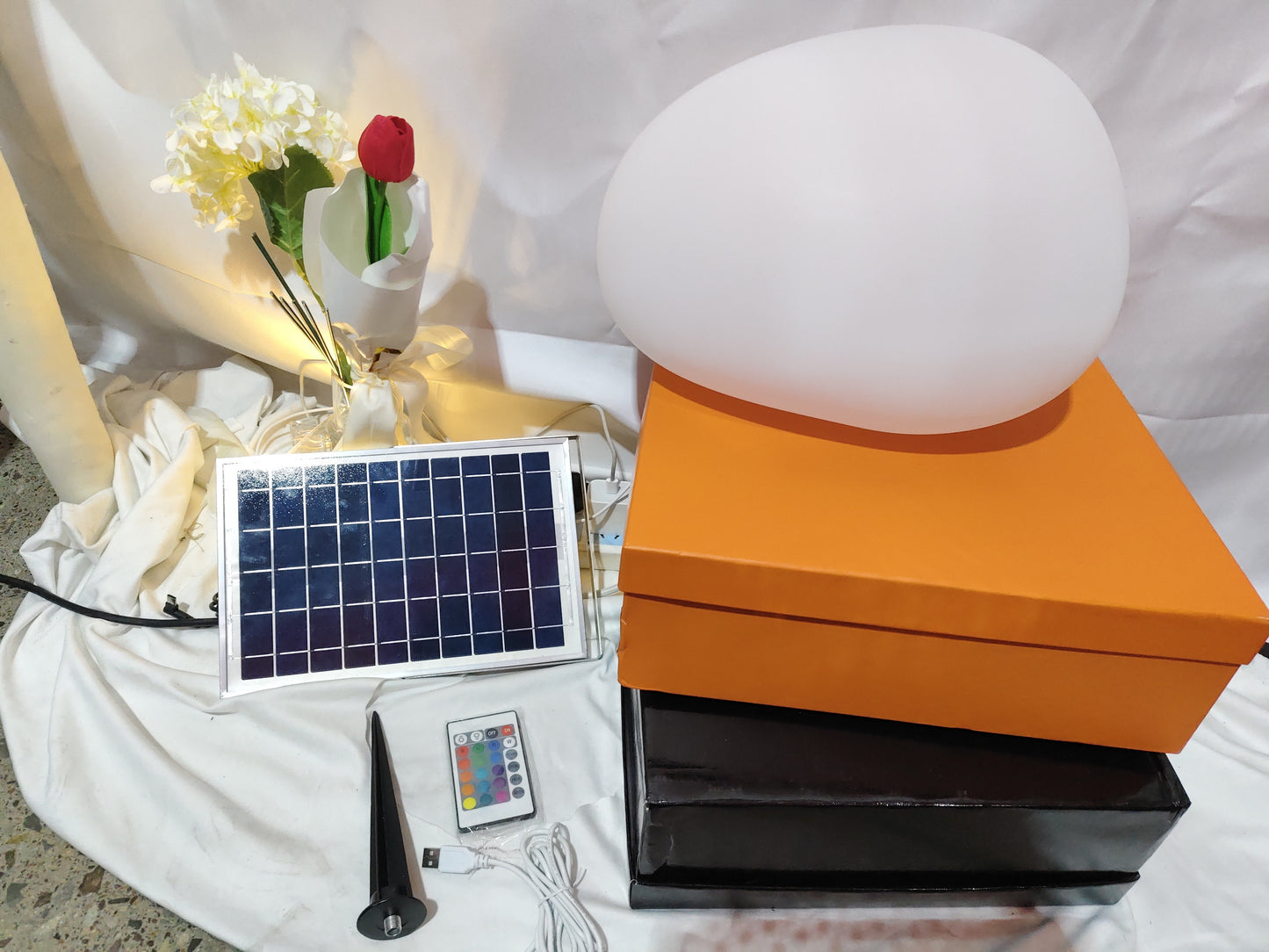 Solar light stone LED grass lamp
